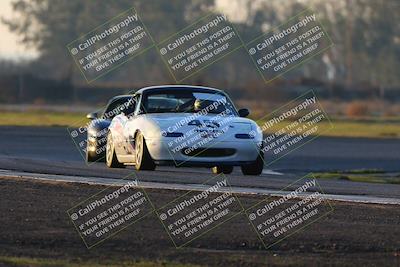 media/Jan-13-2024-CalClub SCCA (Sat) [[179f4822a7]]/Group 7/Sunset (Race)/